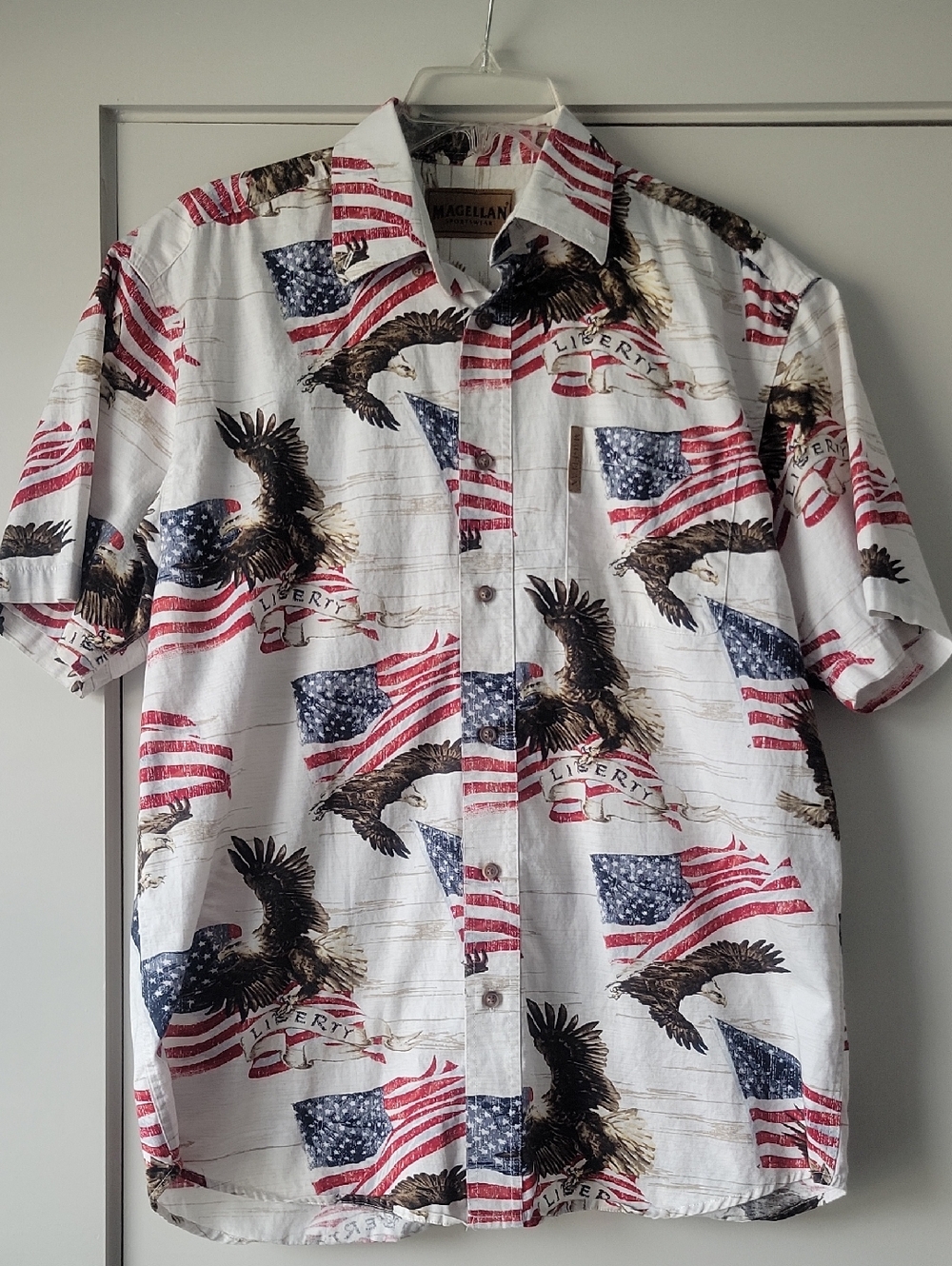 Magellan Outdoors Men’s White Patriotic Eagle Flag Short-Sleeve Shirt